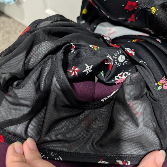 Torrid Deep Black Underwire Push-Up Peplum One Piece Swimsuit in Size 6/30 - Picture 15 of 16